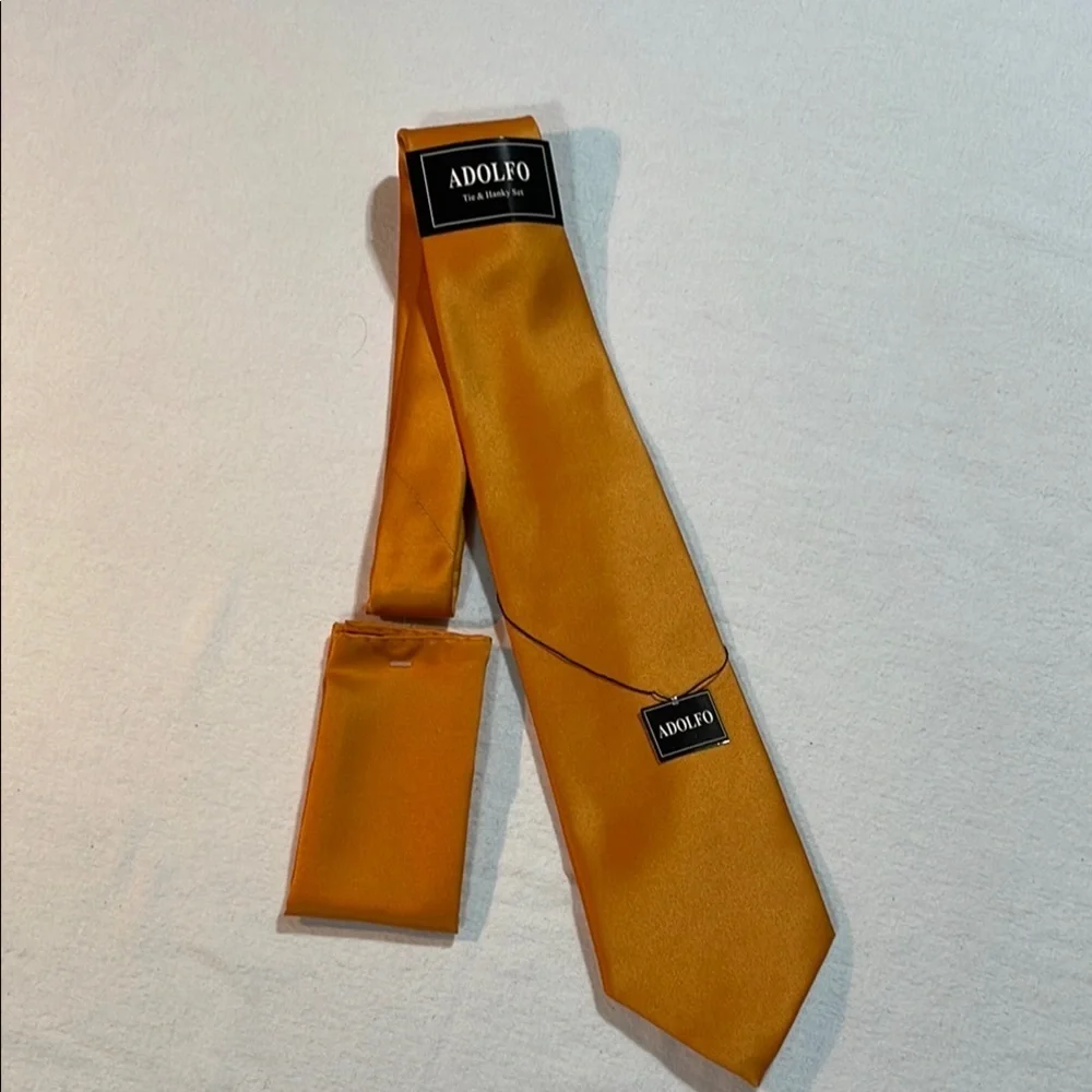 Adolfo Gold Satin Necktie NWT with handkerchief
